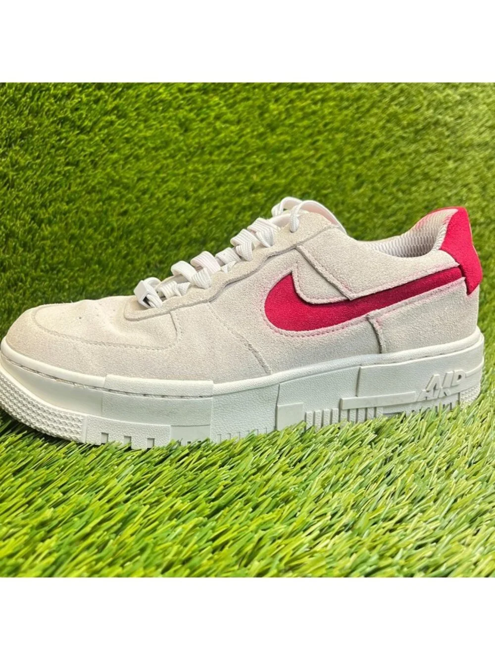 Nike Air Force 1 Pixel Womens Size 8.5 Ivory Red Athletic Walking Shoes Sneakers